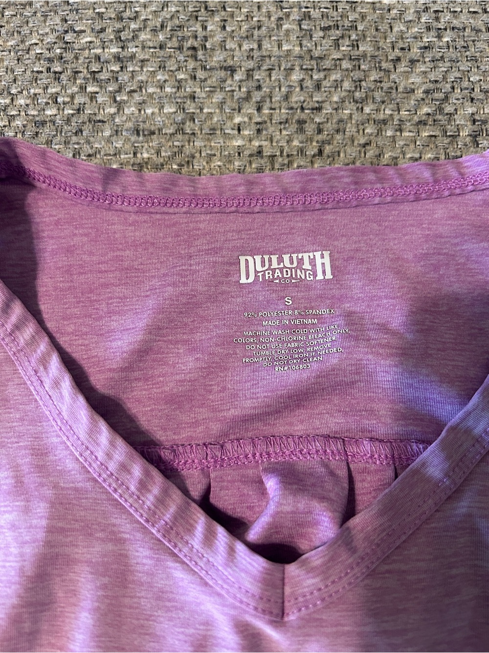 Duluth Trading Women's Purple Sleeveless V-Neck Top - Picture 2 of 4